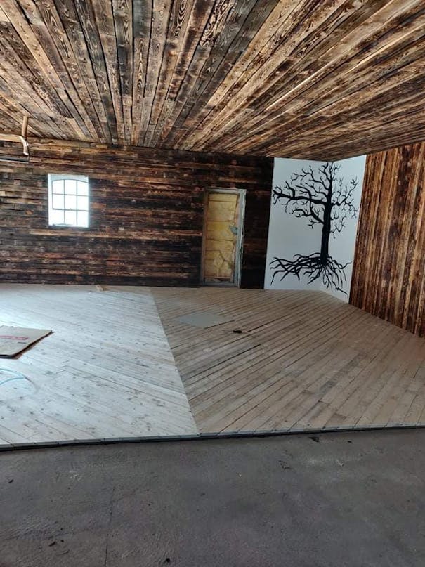 Hjemmebygget gildesal Hjemmebygget gildesal